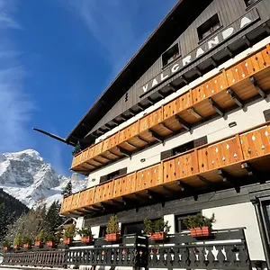 Valgranda Wellness & 4* Val di Zoldo